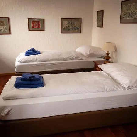 Chalet Turquino 1958- Upper Three Floor Apartment 